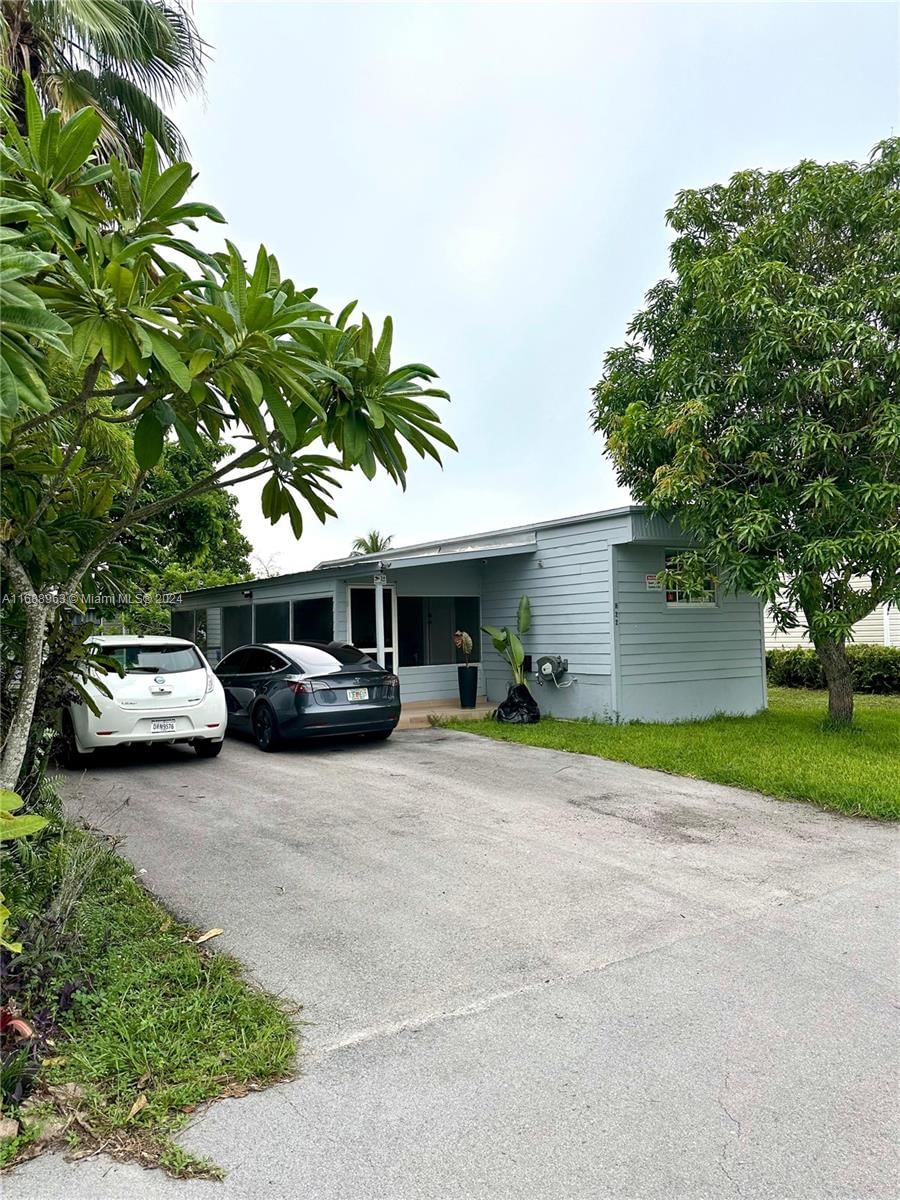 Real estate property located at 11201 SW 55th St.  H22, Broward, HAVEN LAKE PARK, Miramar, FL