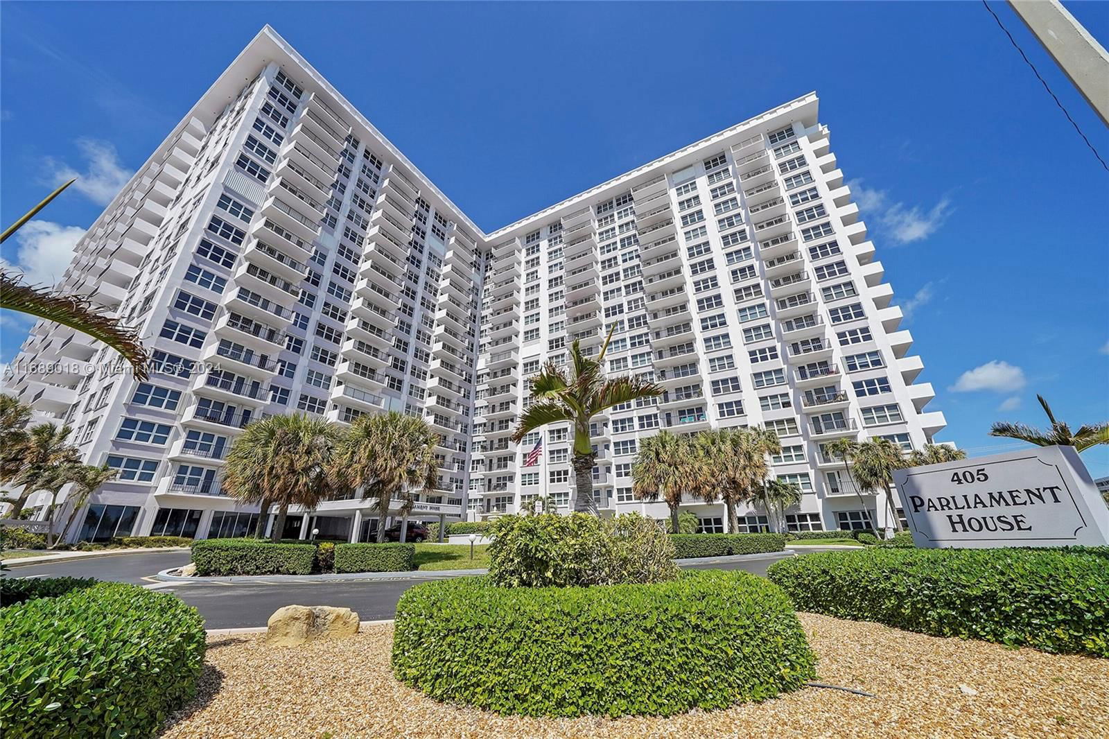 Real estate property located at 405 Ocean Blvd #823, Broward, PARLIAMENT HOUSE CONDO, Pompano Beach, FL