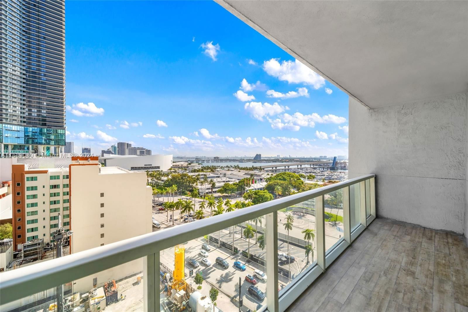 Real estate property located at 244 Biscayne Blvd #1106, Miami-Dade, VIZCAYNE NORTH CONDO, Miami, FL