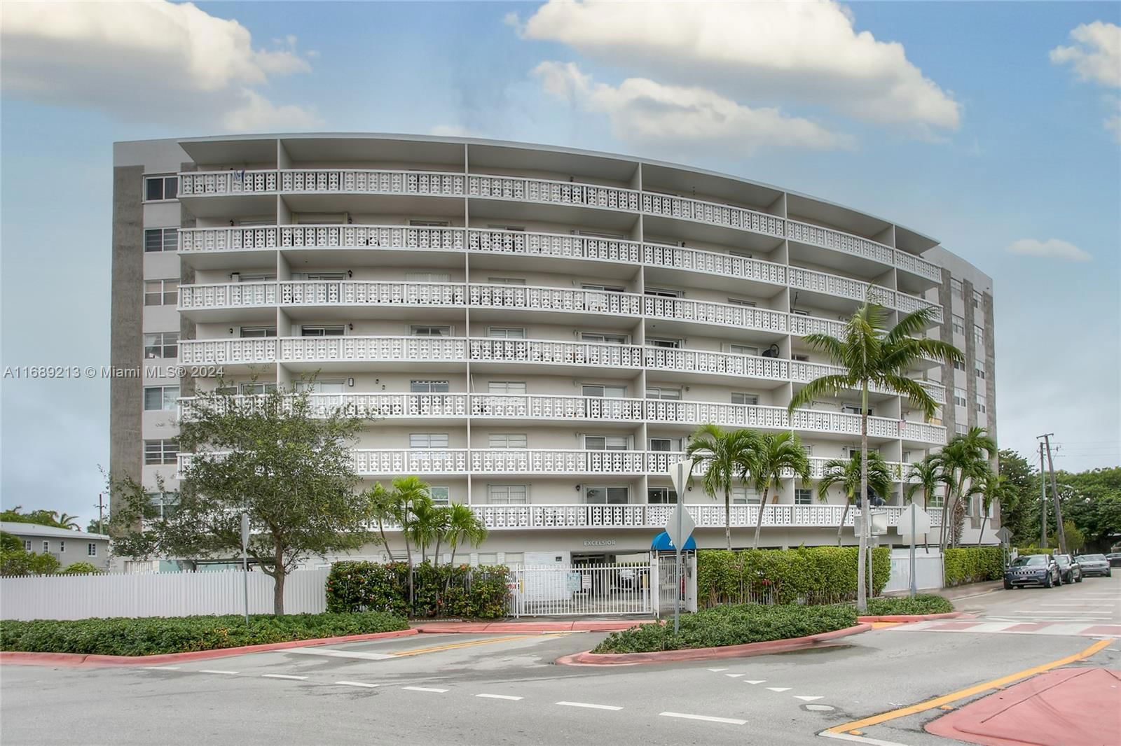 Real estate property located at 4141 Nautilus Dr #4B, Miami-Dade, EXCELSIOR CONDOMINIUM, Miami Beach, FL