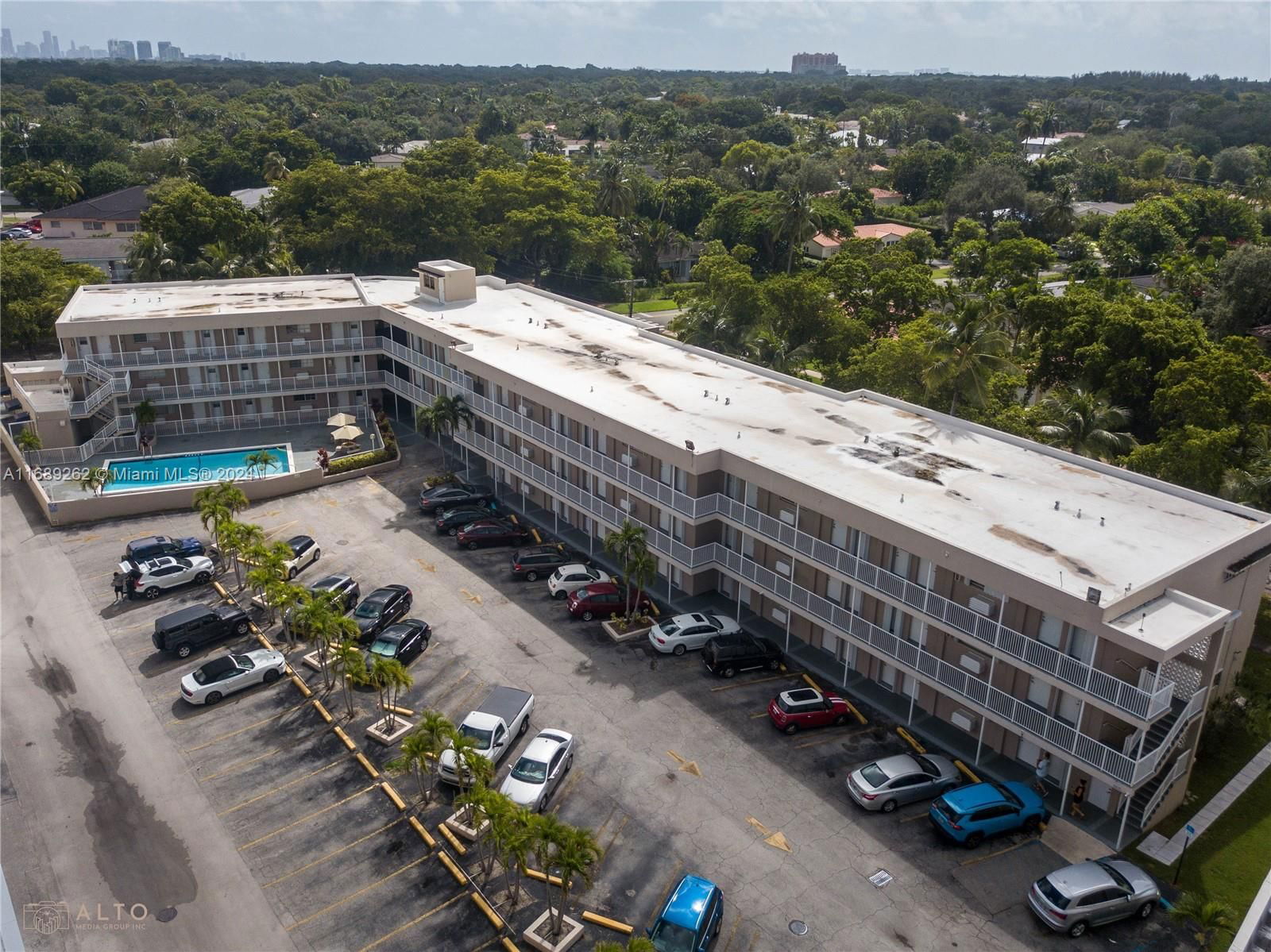 Real estate property located at 6580 Santona St A8, Miami-Dade, SANTONA CONDO, Coral Gables, FL