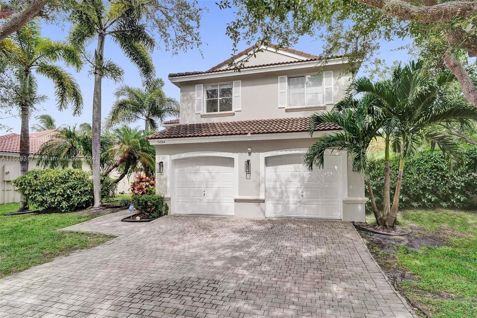 Real estate property located at 5004 32nd Way, Broward, BANYAN OAKRIDGE PLAT, Hollywood, FL