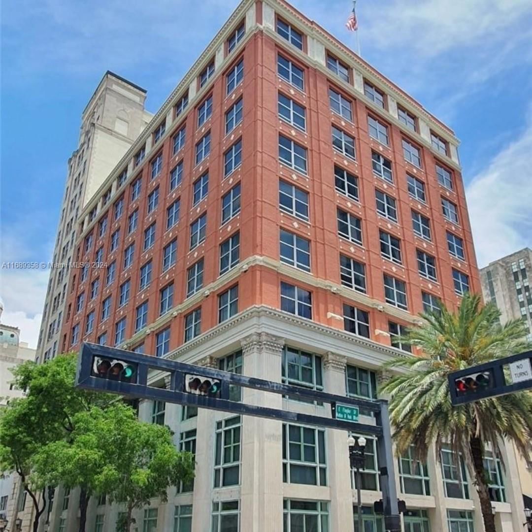 Real estate property located at 111 Flagler St #401, Miami-Dade, FLAGLER FIRST CONDO, Miami, FL