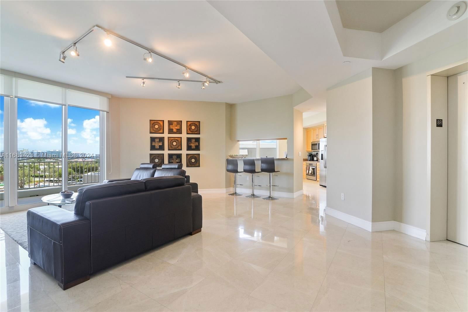 Real estate property located at 9751 Bay Harbor Dr #8D, Miami-Dade, CARROLL WALK CONDO, Bay Harbor Islands, FL