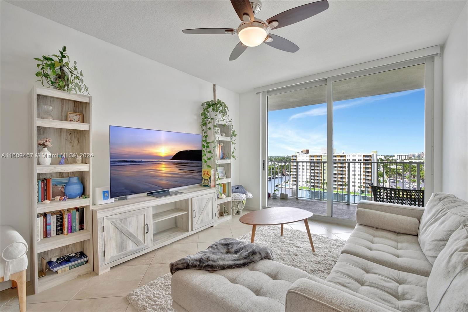 Real estate property located at 3020 32nd Ave #906, Broward, TIDES AT BRIDGESIDE SQUAR, Fort Lauderdale, FL