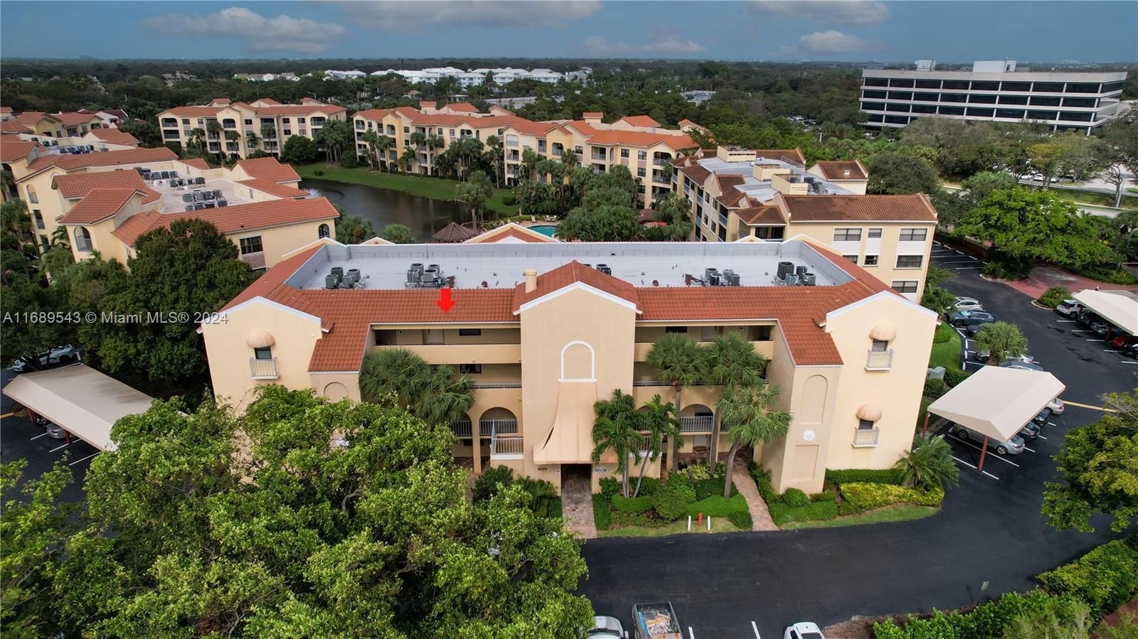 Real estate property located at 600 Uno Lago Dr #404, Palm Beach, UNO LAGO 6 CONDO, Juno Beach, FL