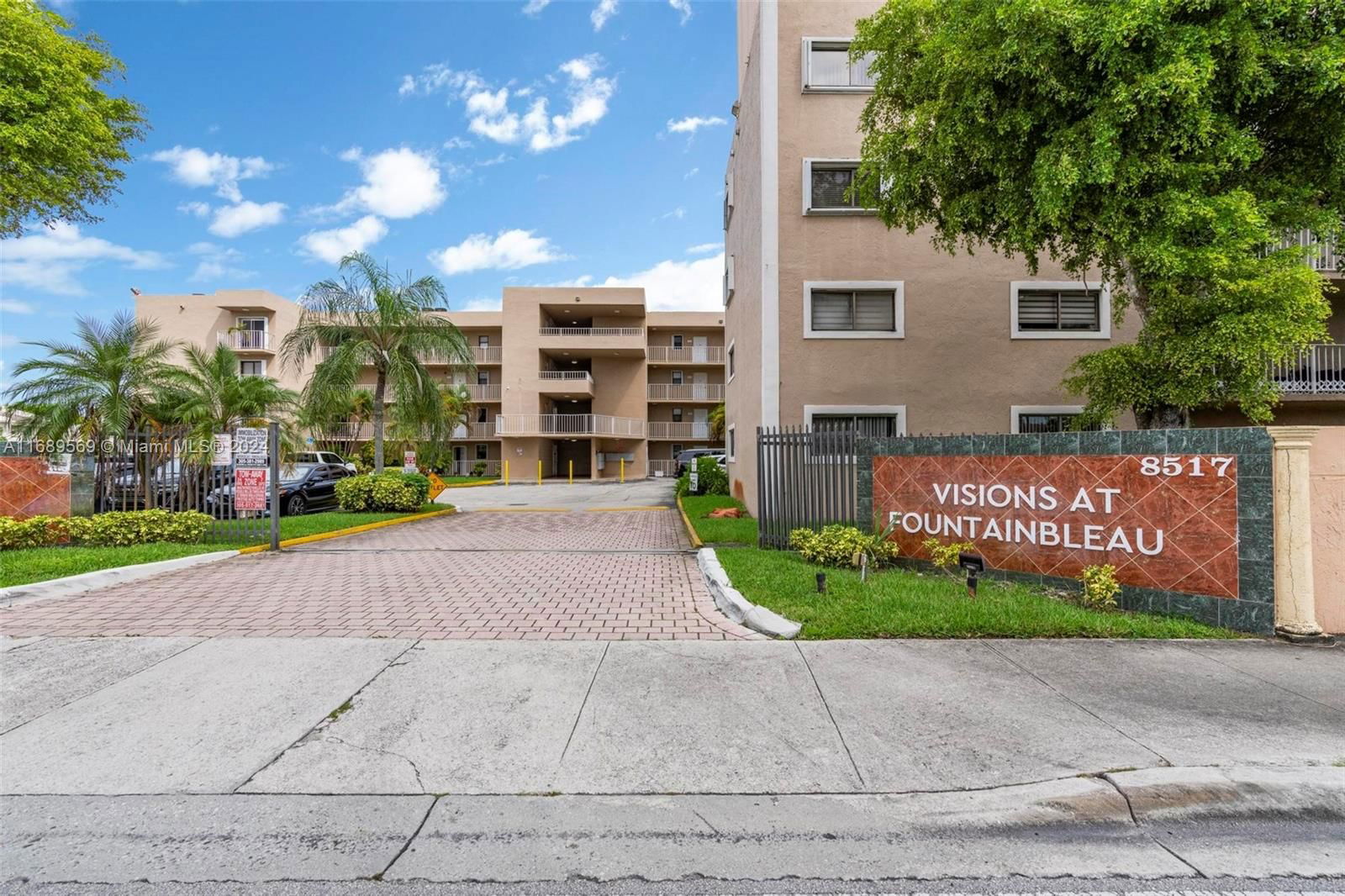 Real estate property located at 8517 7th St #305, Miami-Dade, VISIONS AT FOUNTAINBLEAU, Miami, FL