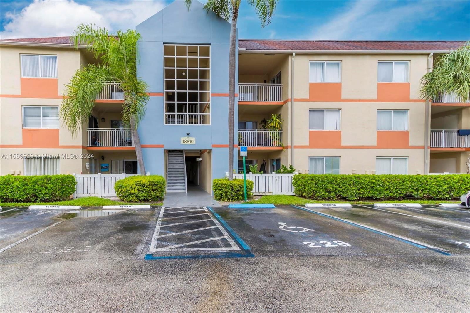 Real estate property located at 18810 57th Ave #107, Miami-Dade, VILLA RUSTICA I CONDO, Hialeah, FL