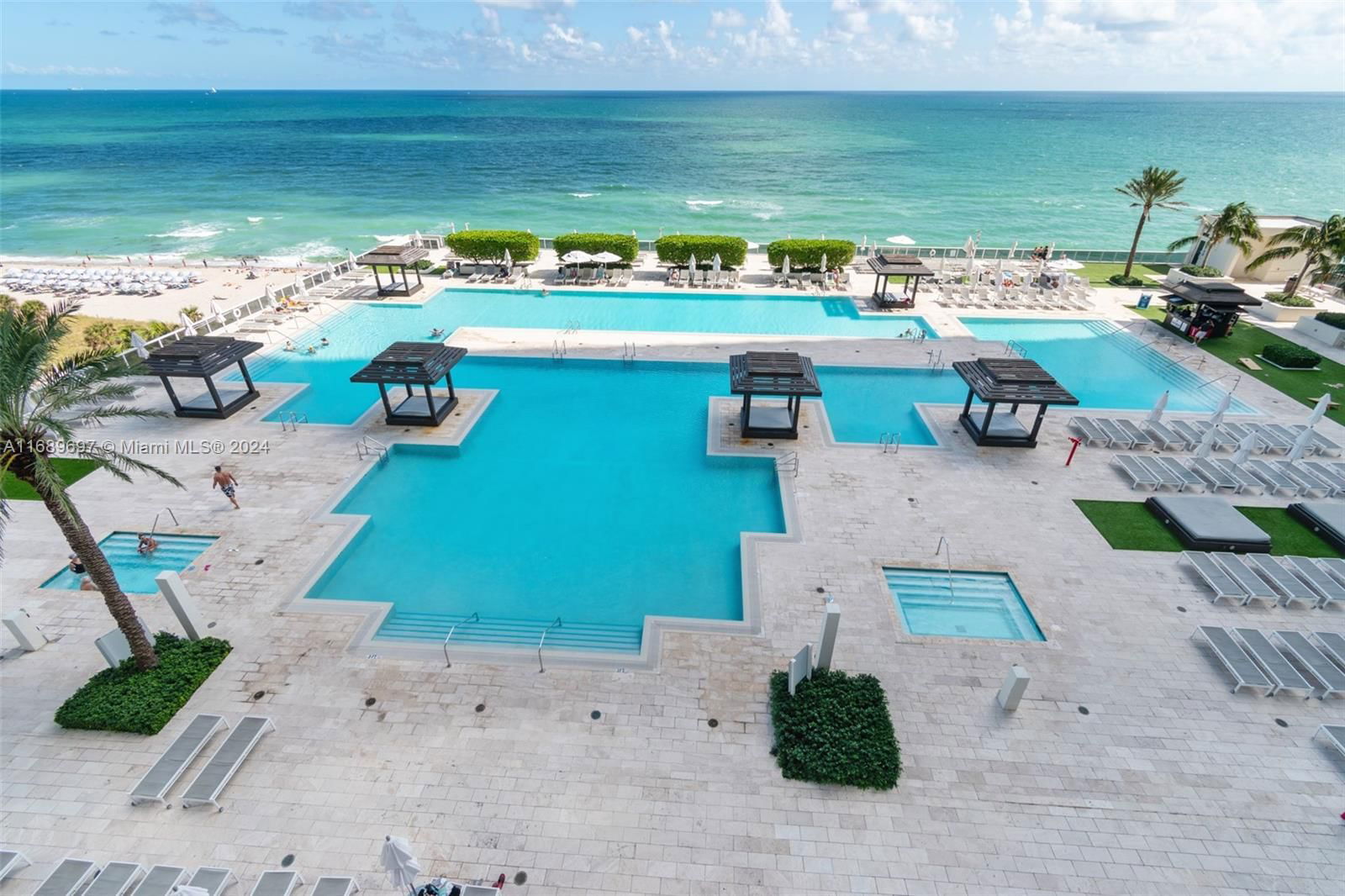 Real estate property located at 1800 Ocean Dr #1103, Broward, BEACH CLUB THREE CONDO, Hallandale Beach, FL