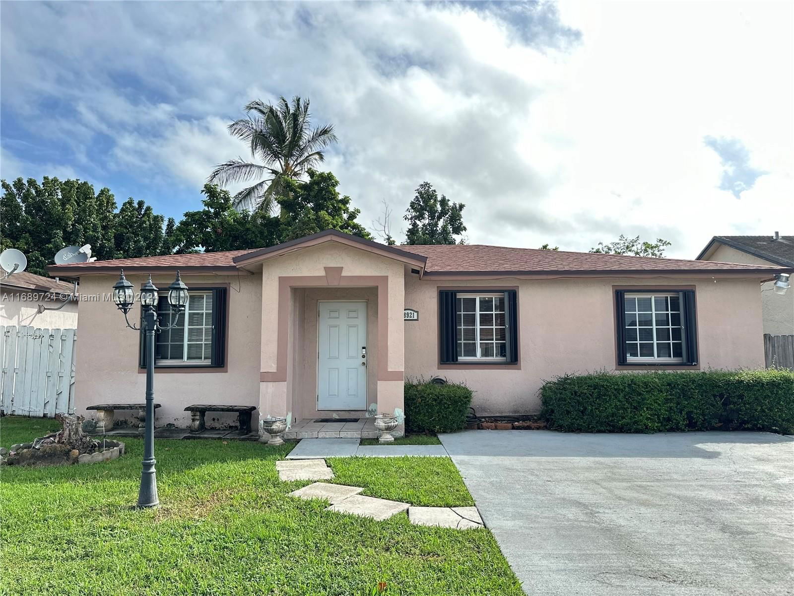 Real estate property located at 28921 150th Pl, Miami-Dade, BISCAYNE PATIO HOMES, Homestead, FL