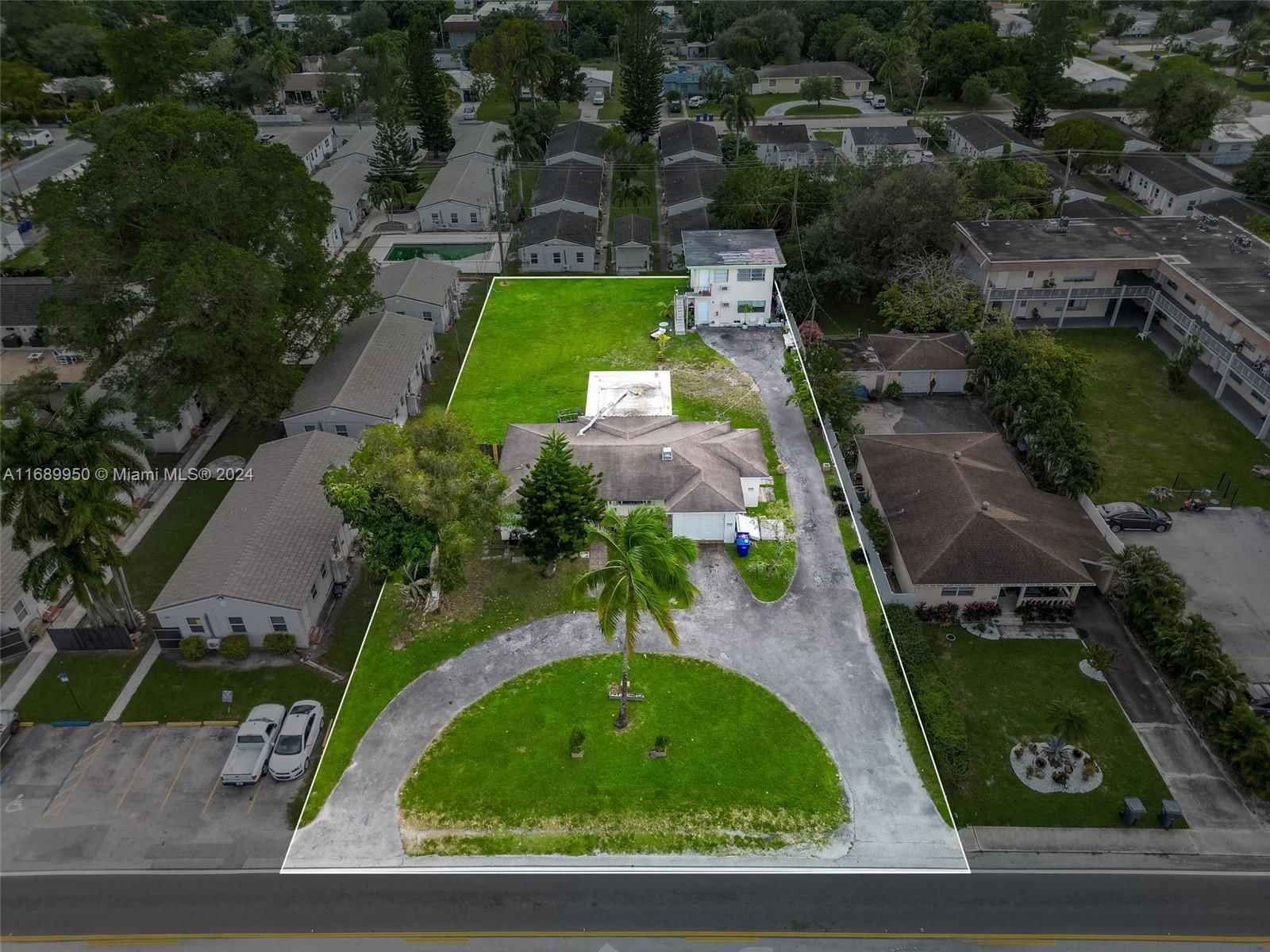 Real estate property located at 2646 Johnson St, Broward, HOLLYWOOD LITTLE RANCHES, Hollywood, FL