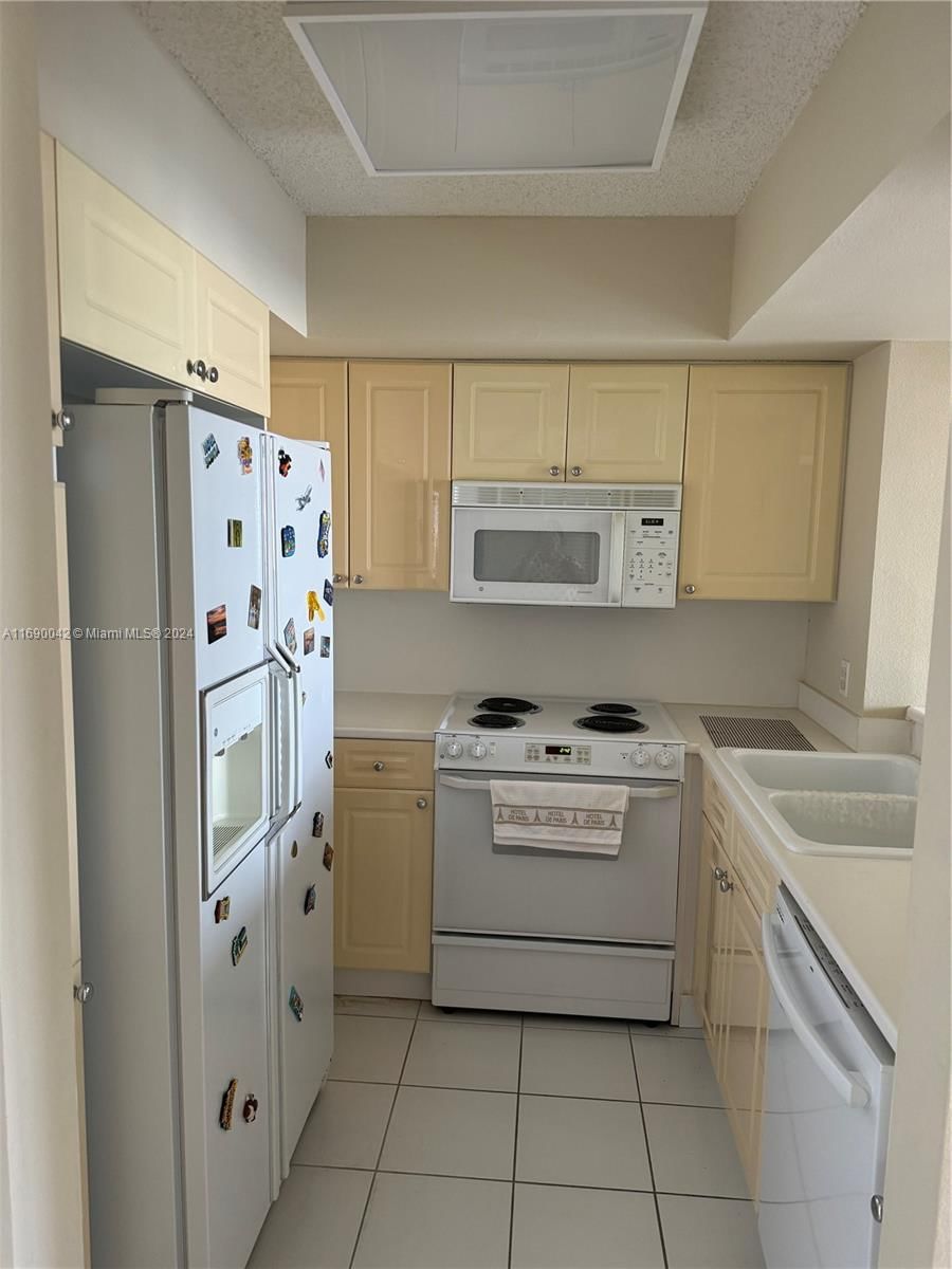 Real estate property located at , Miami-dade, Sunset Harbour South Cond, Miami Beach, FL