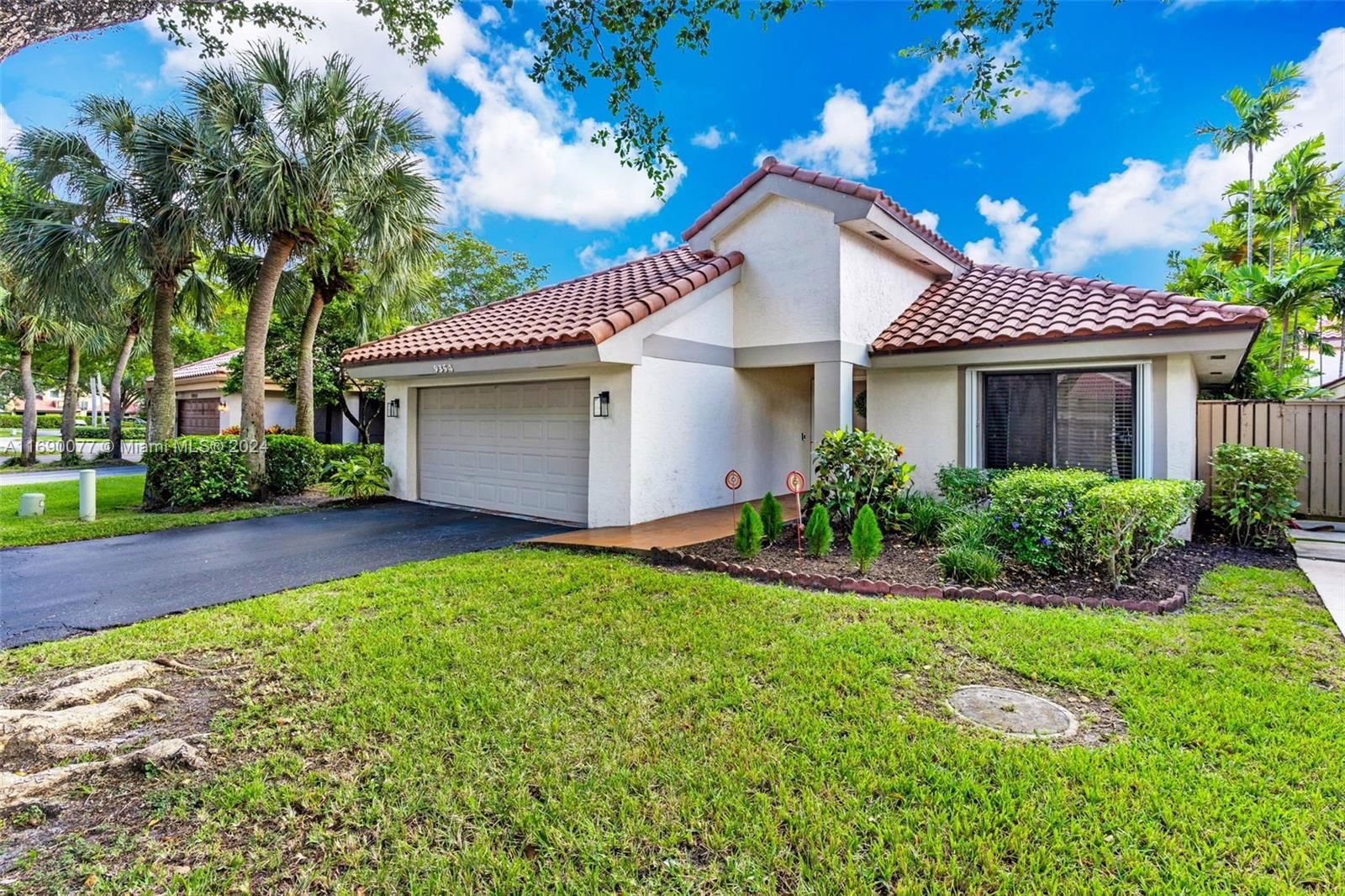 Real estate property located at 9354 18th Mnr, Broward, JACARANDA PARCEL 252A, Plantation, FL