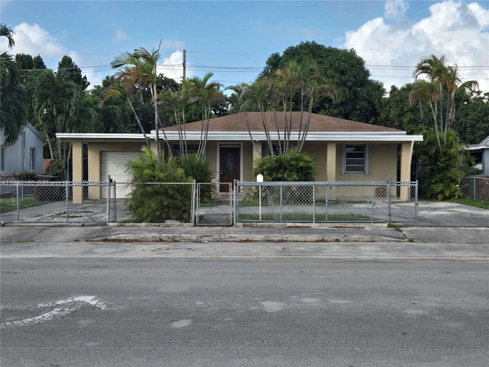 Real estate property located at 961 32nd St, Miami-Dade, HIALEAH 13TH ADDN AMD PL, Hialeah, FL