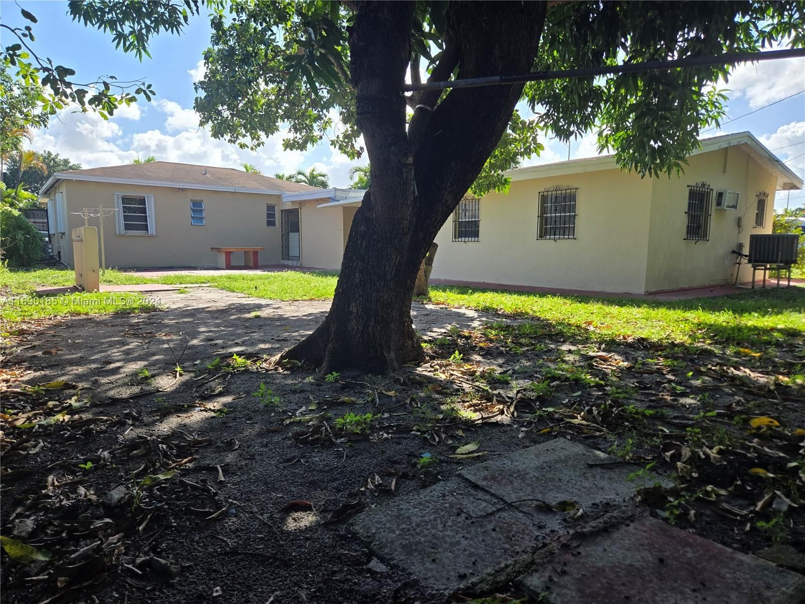Real estate property located at 961 32nd St, Miami-dade, Hialeah 13th Addn Amd Pl, Hialeah, FL