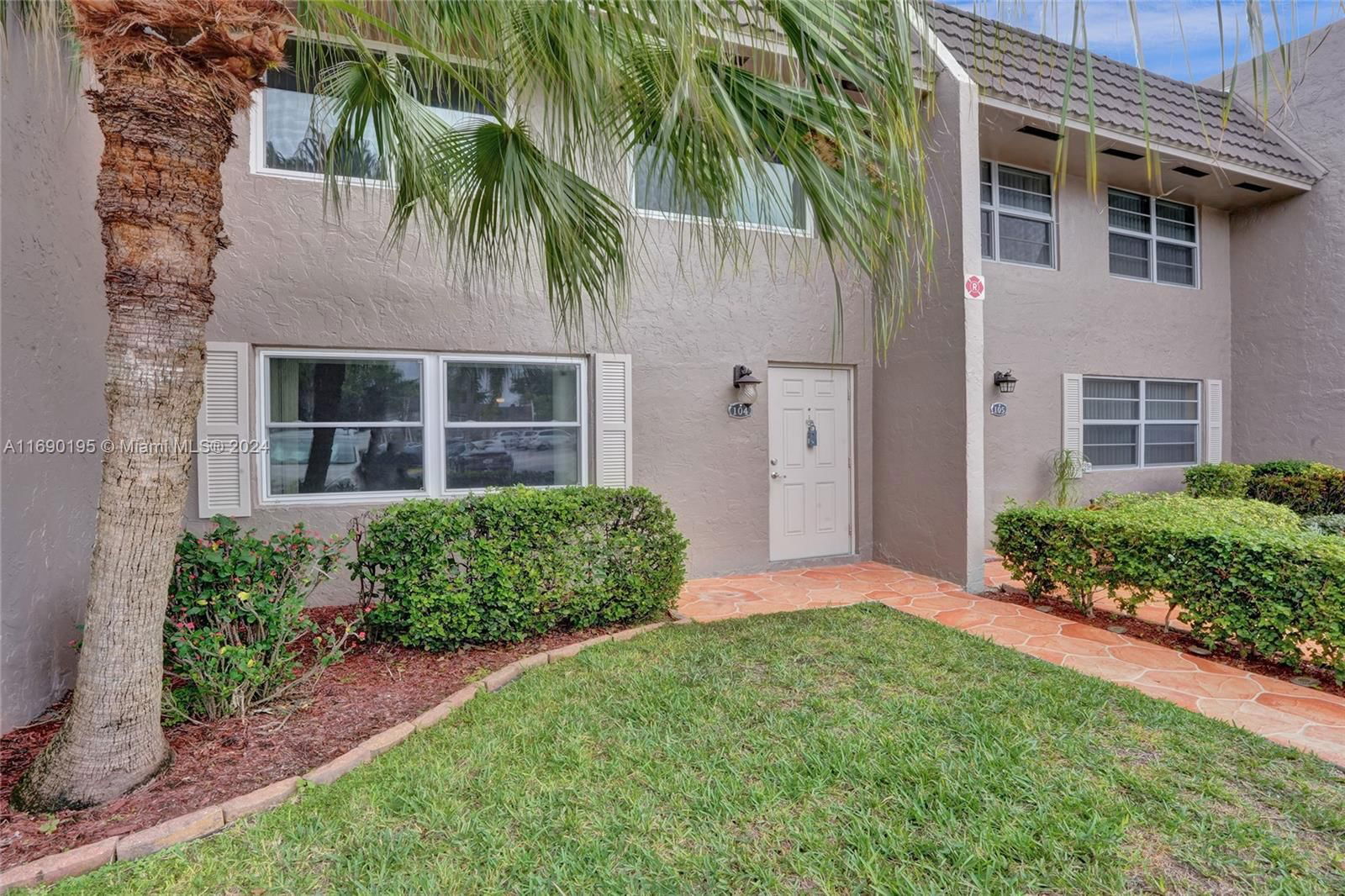 Real estate property located at 9050 28th St #104, Broward, COUNTRY VILLAGE CONDO, Coral Springs, FL