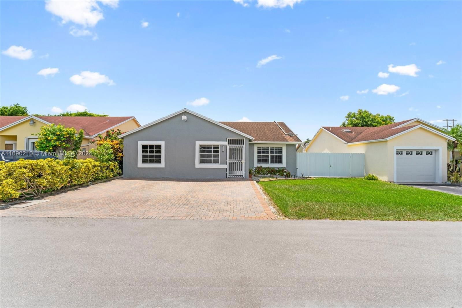 Real estate property located at 13336 115th Pl, Miami-Dade, EDGEWATER PARK, Miami, FL