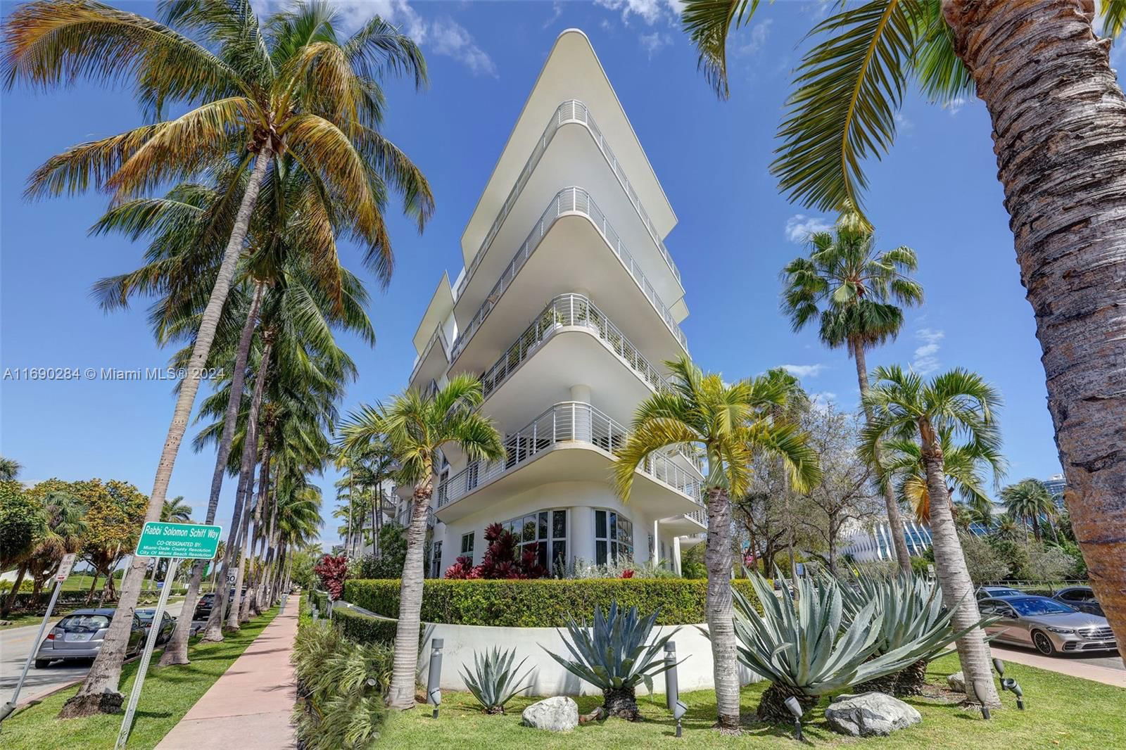 Real estate property located at 2001 Meridian Ave, Miami-Dade, THE MERIDIAN CONDO, Miami Beach, FL