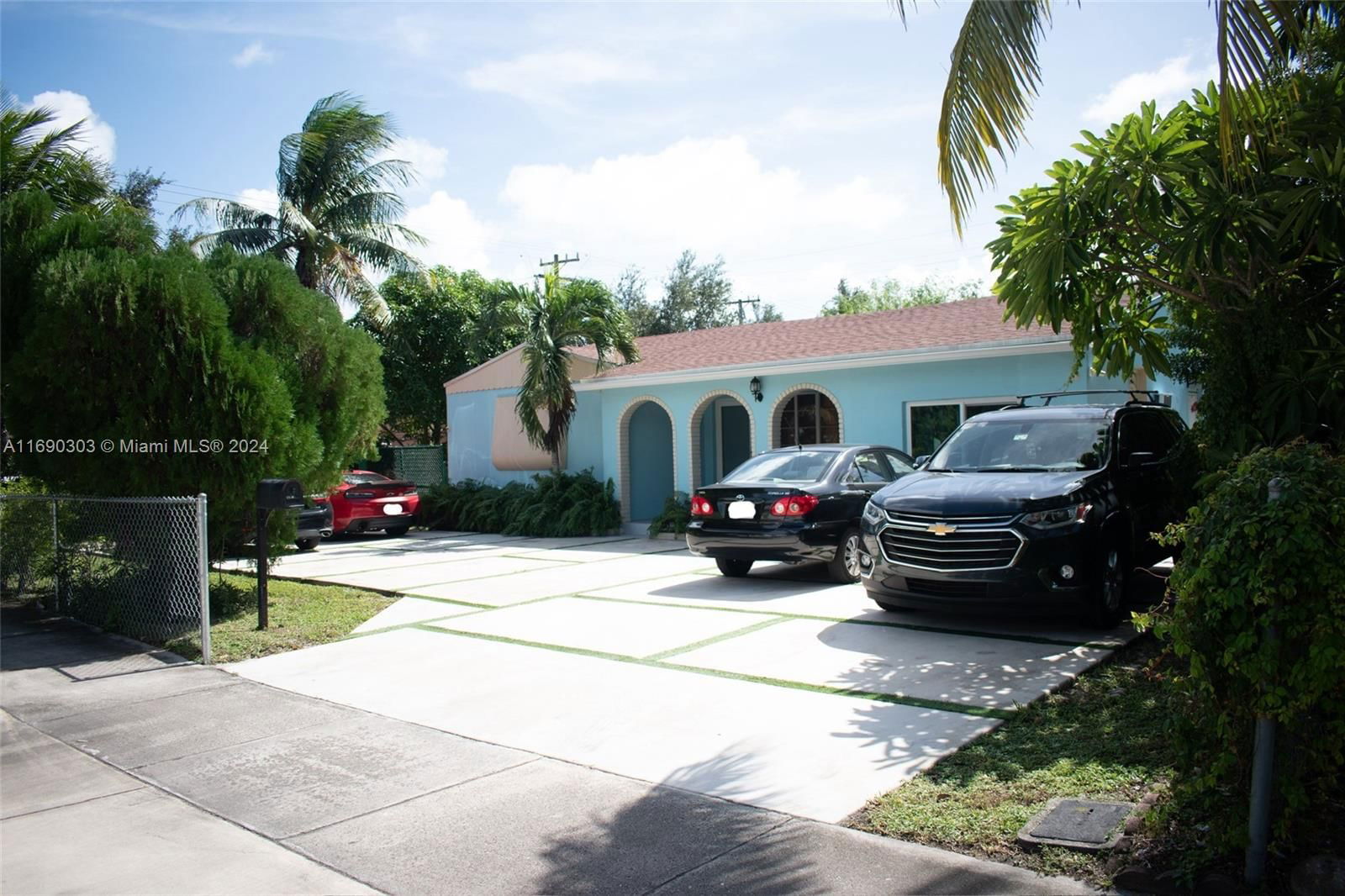 Real estate property located at 2206 Washington St, Broward, WASHINGTON SQUARE, Hollywood, FL