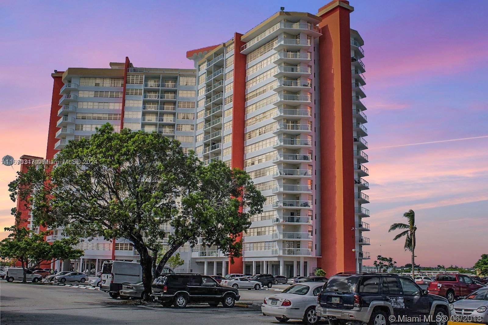 Real estate property located at 1351 Miami Gardens Dr #511E, Miami-Dade, BUCKLEY TOWERS CONDO - EA, Miami, FL