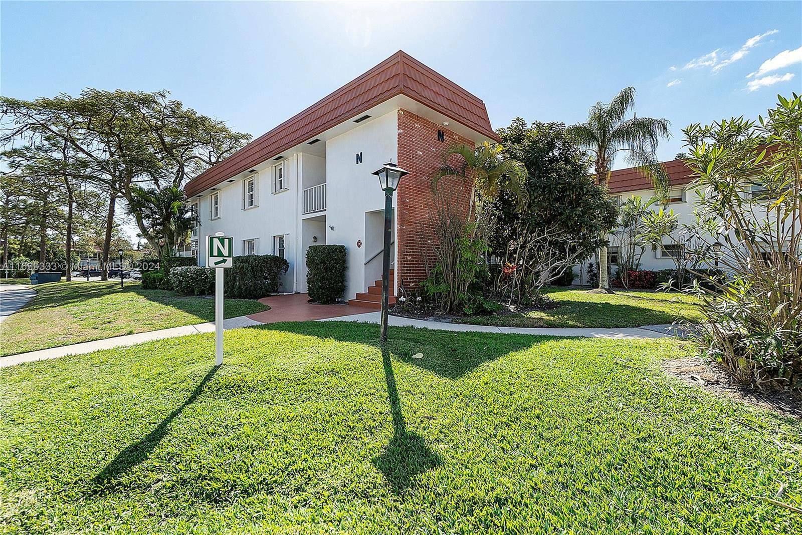 Real estate property located at 2600 Ocean Blvd N-8, Martin, VISTA PINES CONDO, Stuart, FL