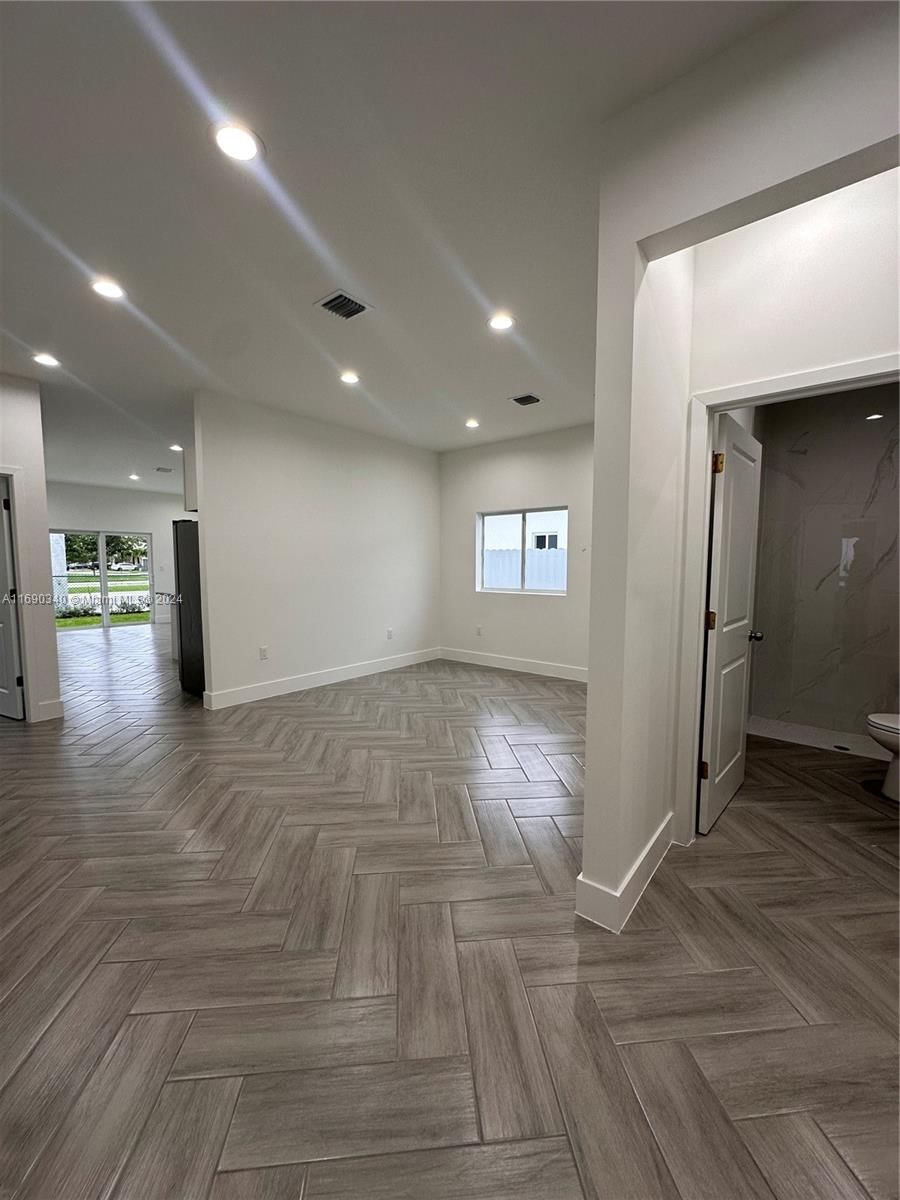 Real estate property located at 24128 116th Ct, Miami-dade, Luxor Homes, Homestead, FL