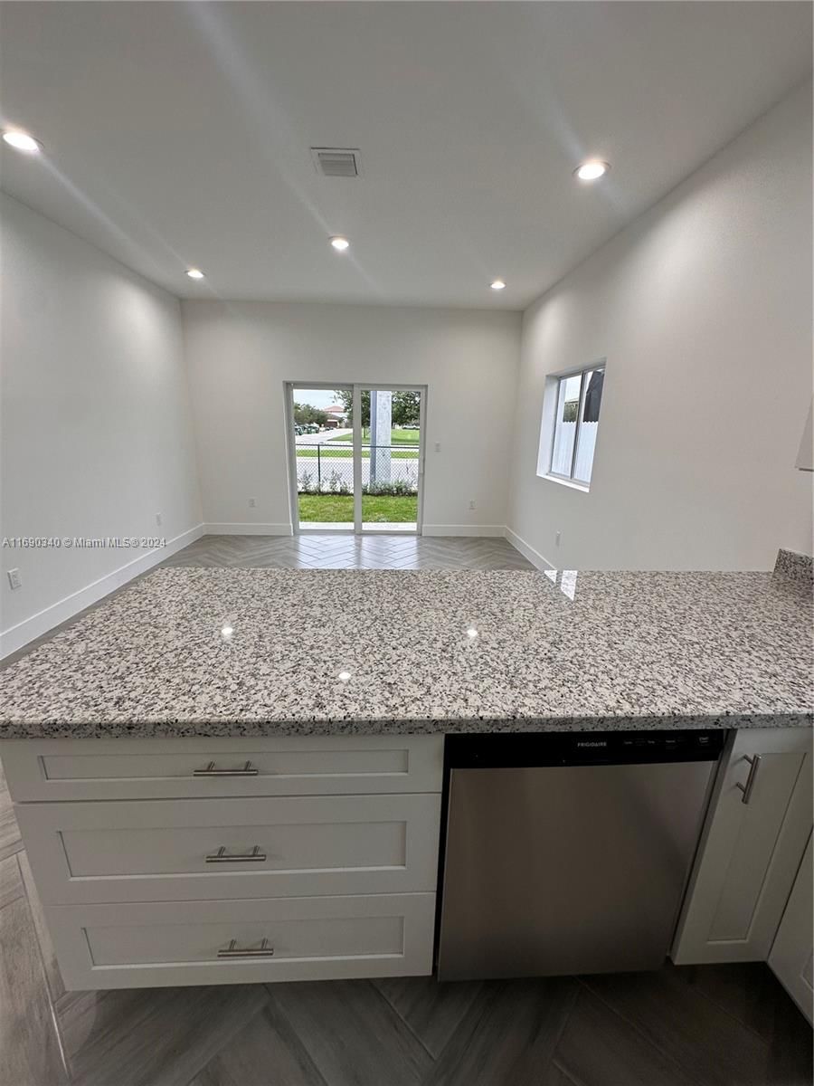 Real estate property located at 24128 116th Ct, Miami-dade, Luxor Homes, Homestead, FL