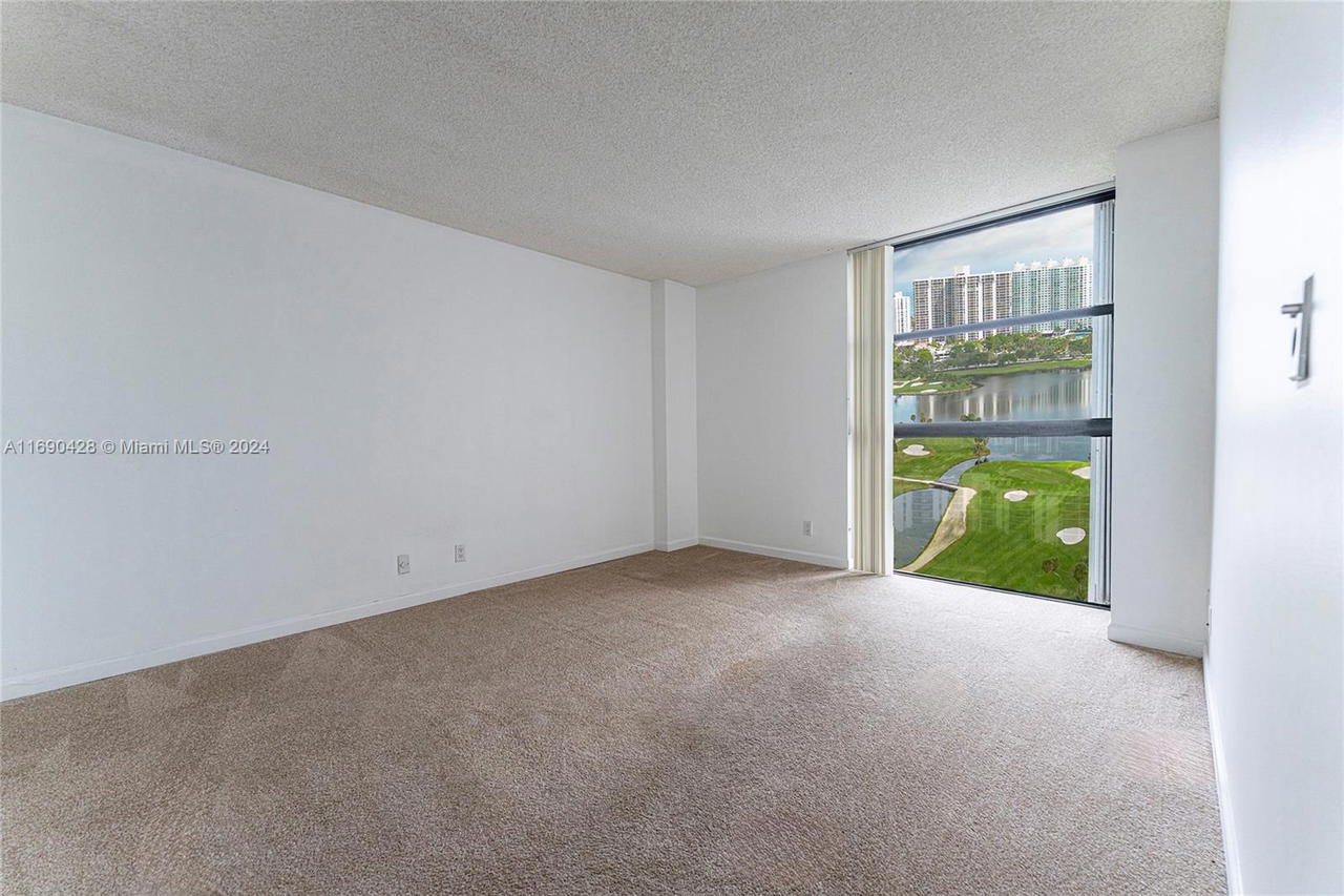 Real estate property located at 20225 34th Ct #1711, Miami-dade, Delvista Towers Condo, Aventura, FL
