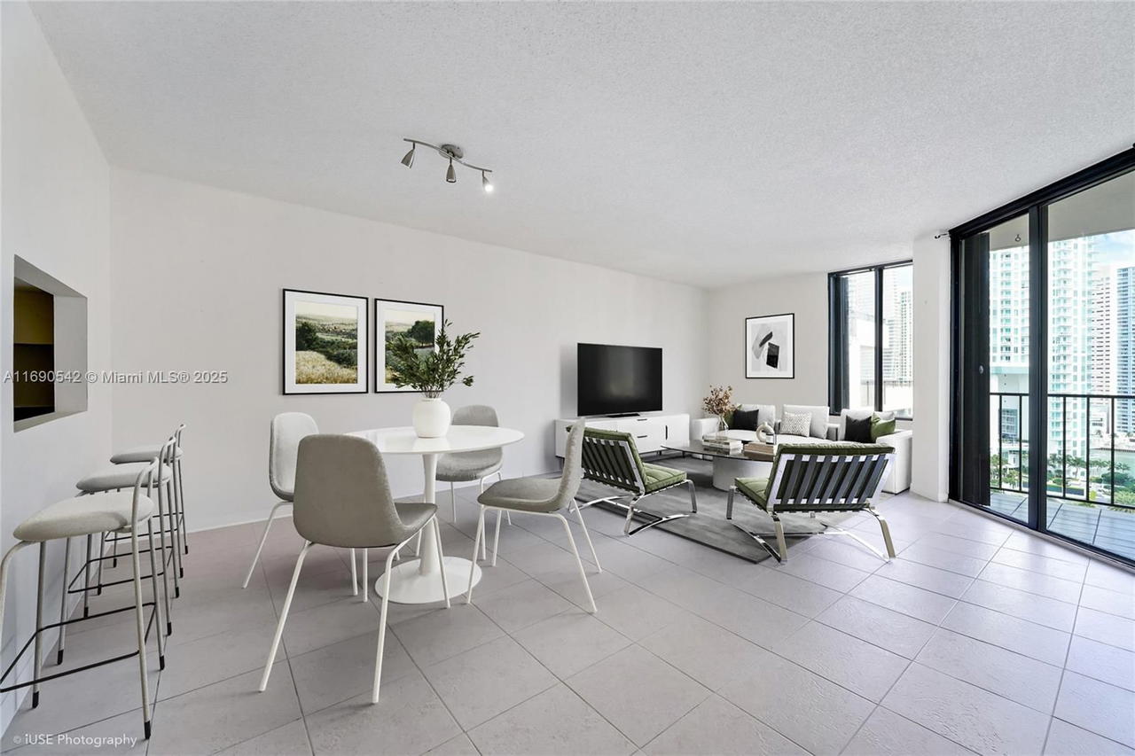 Real estate property located at 520 Brickell Key Dr A1812, Miami-dade, Brickell Key One Condo, Miami, FL