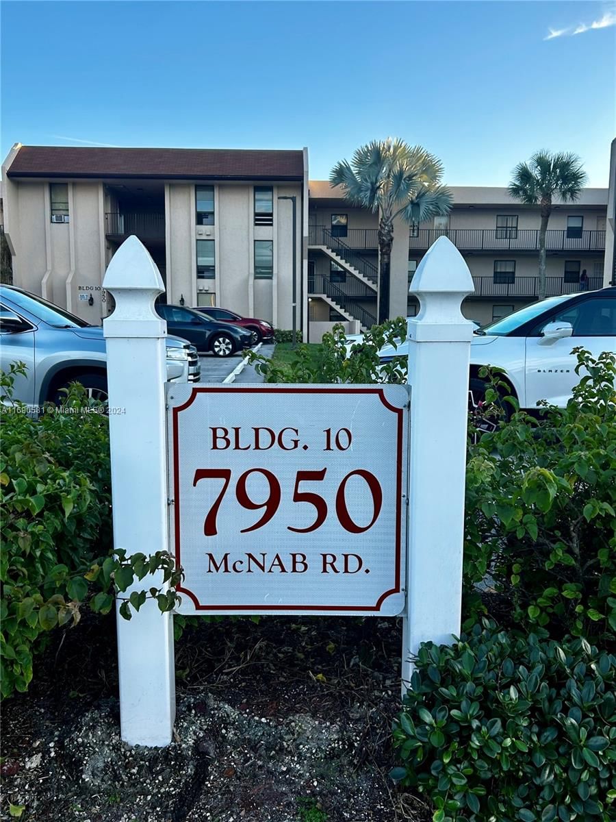 Real estate property located at 7950 Mcnab Rd #214, Broward, CONCORD VILLAGE CONDOMINI, Tamarac, FL