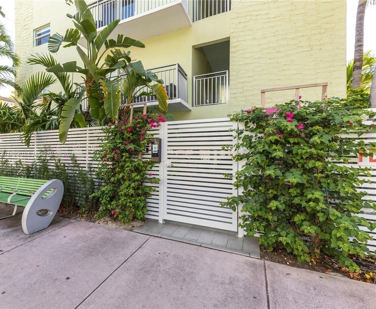 Real estate property located at 363 Washington Ave #64, Miami-Dade, 363 WASHINGTON AVE CONDO, Miami Beach, FL