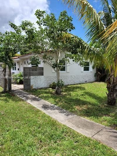 Real estate property located at 8960 2 AV, Miami-Dade, EL PORTAL SEC 2, El Portal, FL