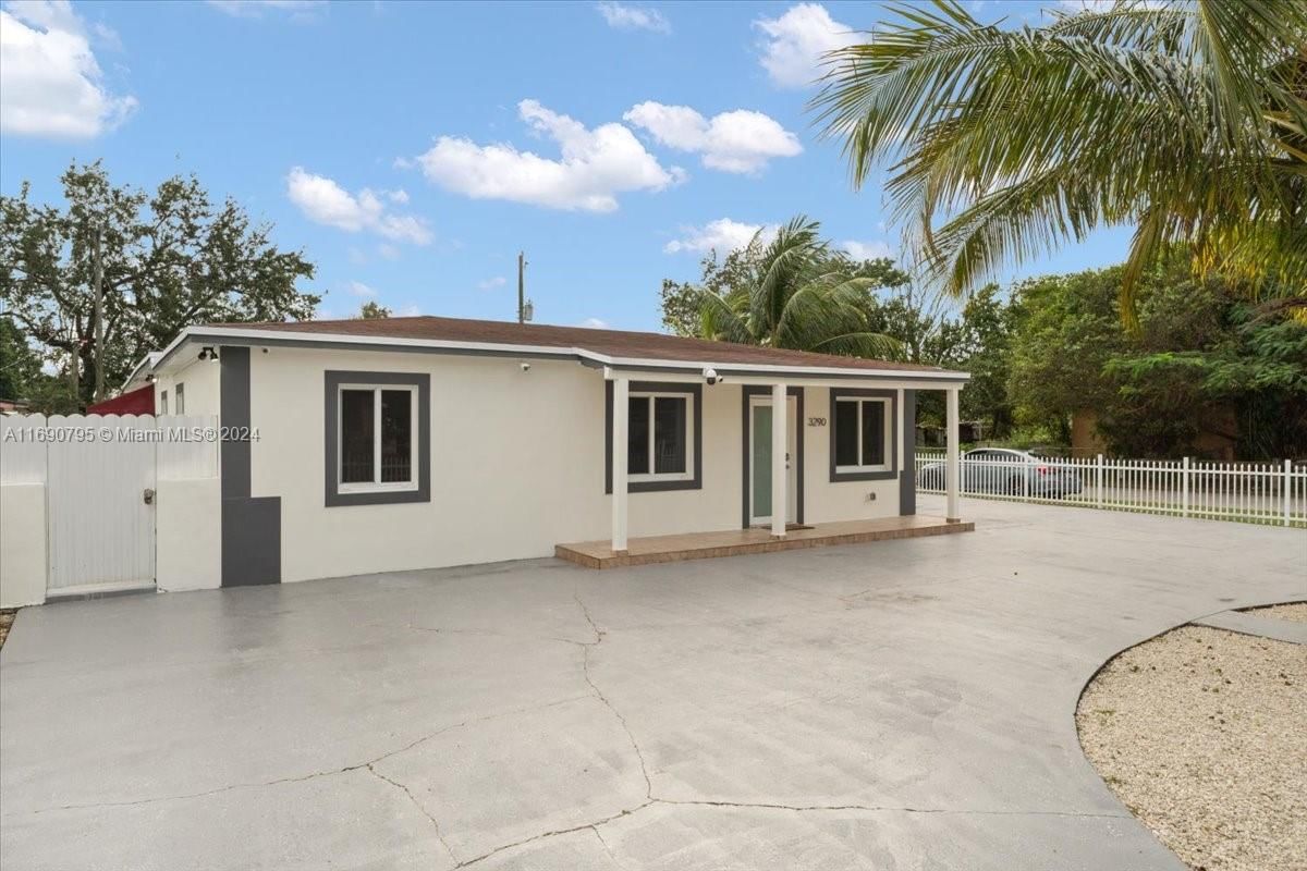 Real estate property located at 3290 98th St, Miami-Dade, RICMAR HEIGHTS, Miami, FL