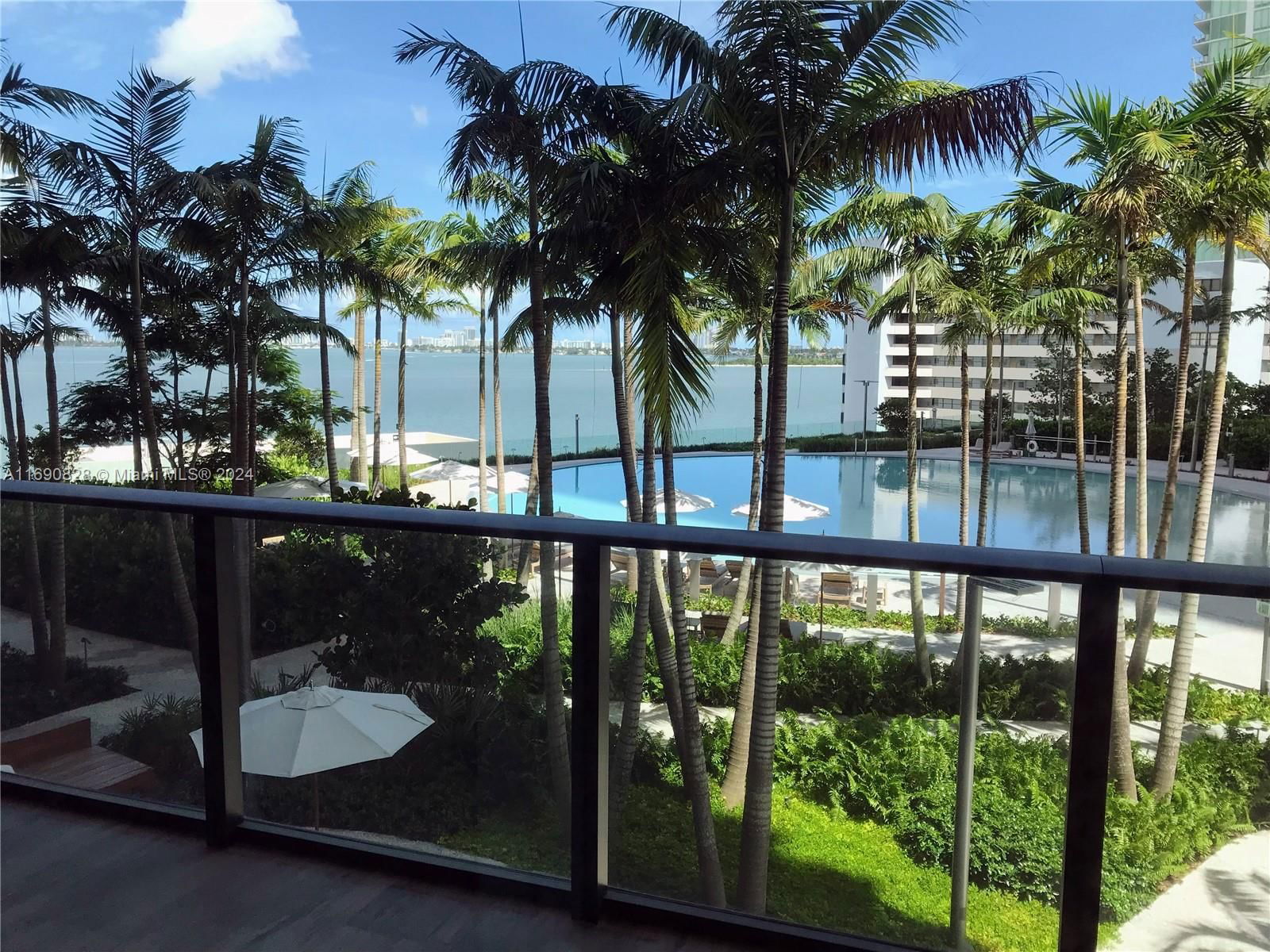 Real estate property located at 650 32nd St #602, Miami-Dade, PARAISO BAY CONDO, Miami, FL