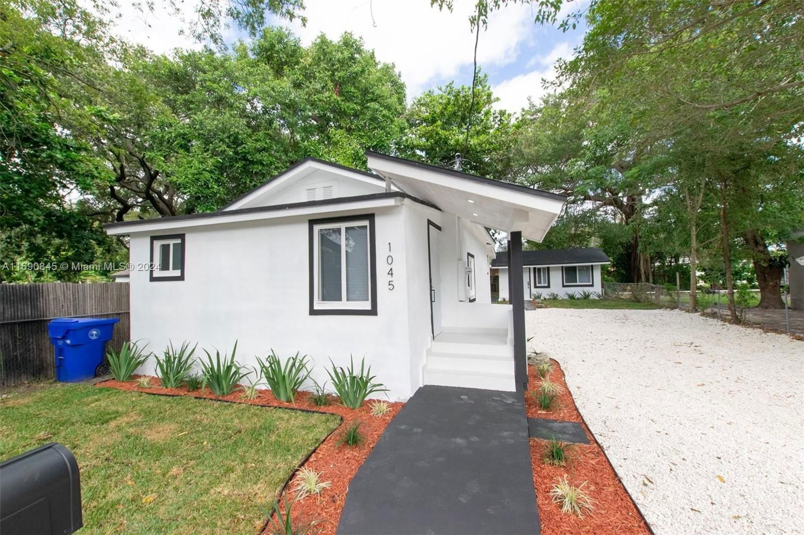 Real estate property located at 1045 55th Ter, Miami-Dade, BOWLING GREEN EXTENSION, Miami, FL