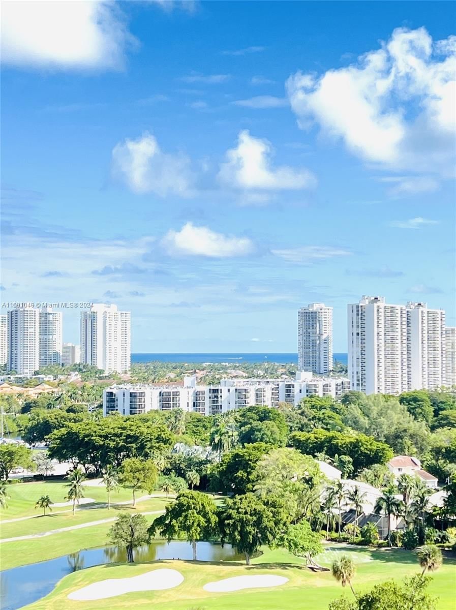 Real estate property located at 20379 Country Club Dr #1631, Miami-Dade, CORONADO CONDO- TOWER III, Aventura, FL