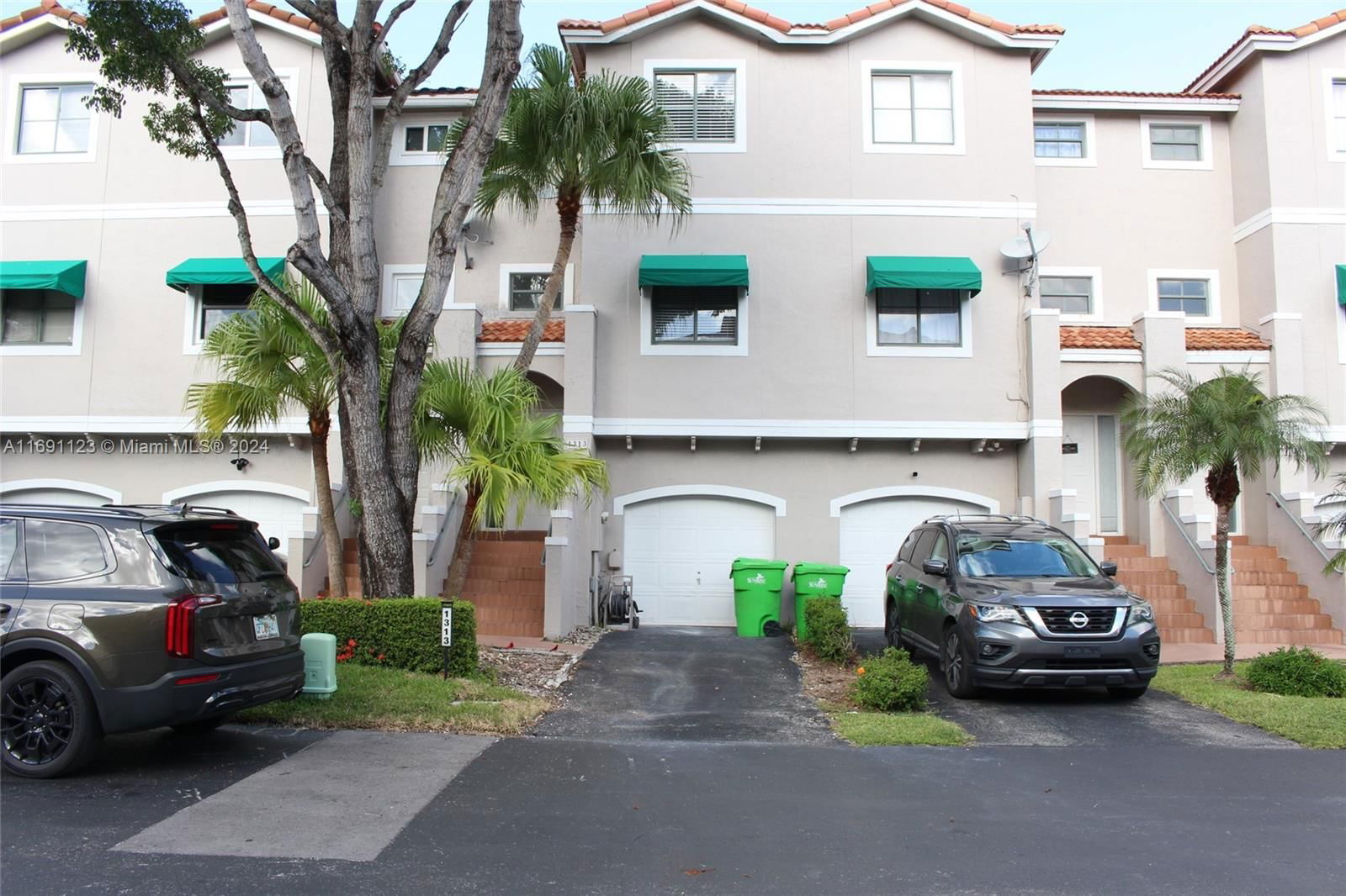 Real estate property located at 1313 126th Ave #126, Broward, SAVANNAH PLAT 3, Sunrise, FL