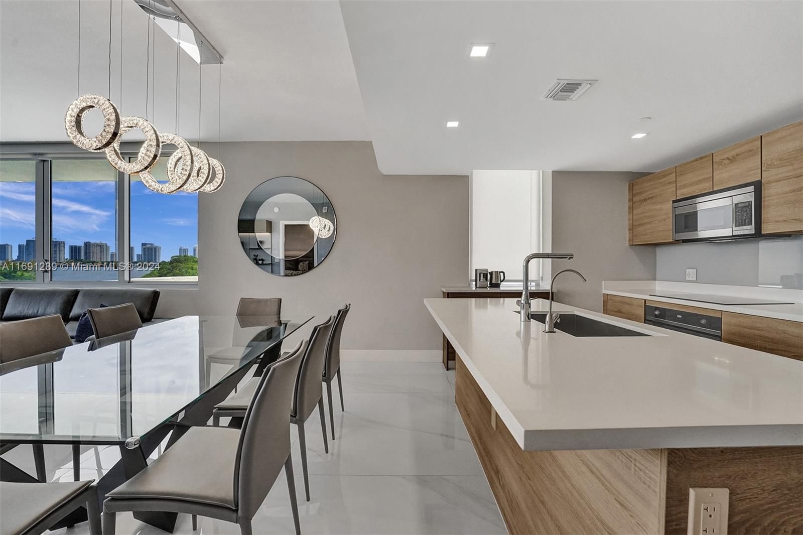 Real estate property located at 16385 Biscayne Blvd #307 +2parking, Miami-dade, The Harbour North Condo, North Miami Beach, FL