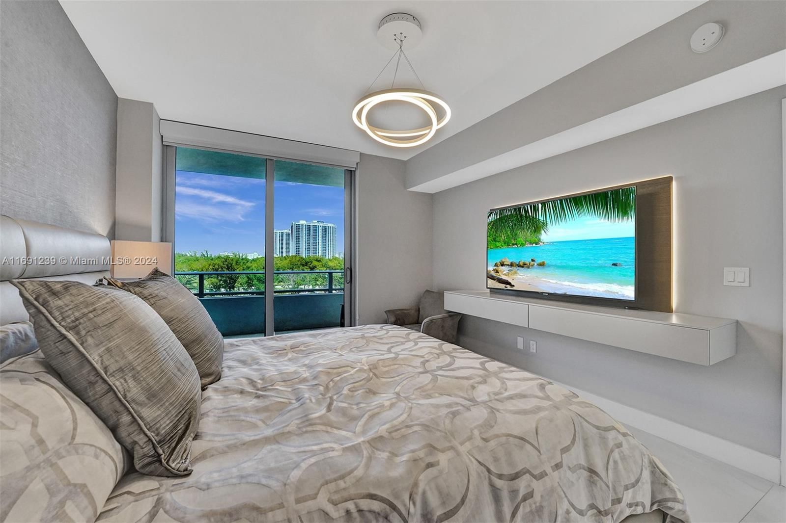 Real estate property located at 16385 Biscayne Blvd #307 +2parking, Miami-dade, The Harbour North Condo, North Miami Beach, FL