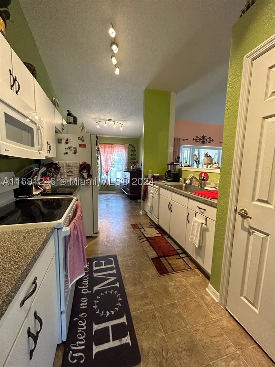 Real estate property located at 669 Sierra Circle, Polk, Highland Square Phase Two, Davenport, FL