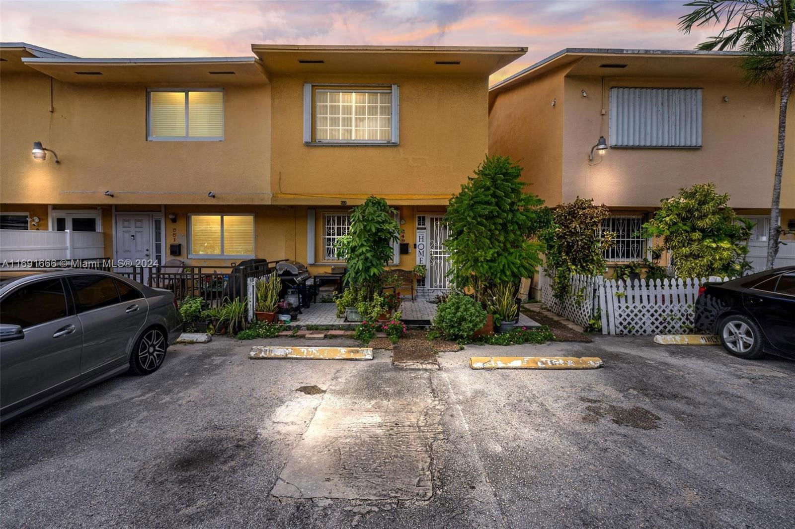 Real estate property located at 649 68th St #649, Miami-Dade, FLORIDIAN VILLAS CONDO PH, Hialeah, FL