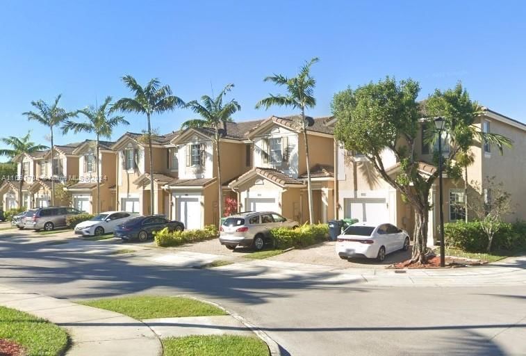 Real estate property located at 11865 152nd Pl #, Miami-Dade, CENTURY GARDENS AT TAMIAM, Miami, FL