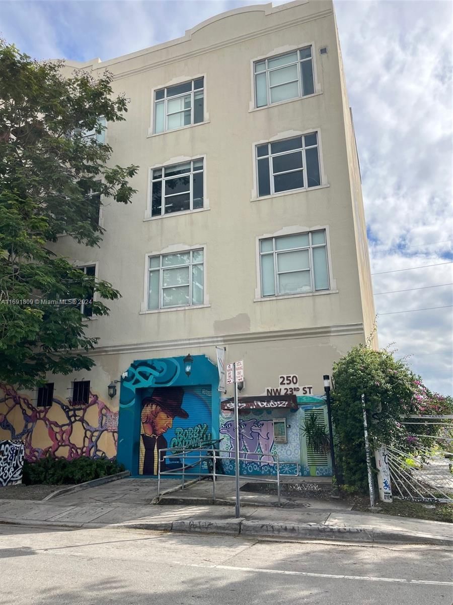 Real estate property located at 250 23rd St #409, Miami-Dade, WYNWOOD LOFTS CONDO, Miami, FL