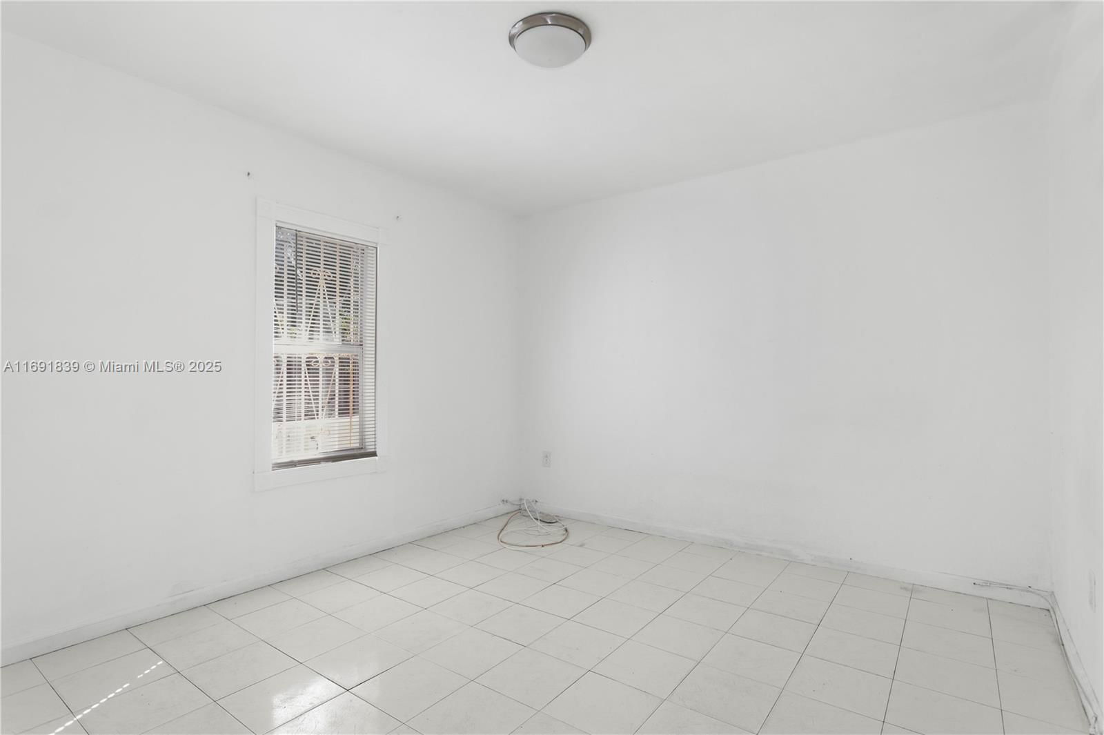 Real estate property located at 800 129th St, Miami-dade, Elbaroda Grove, North Miami, FL