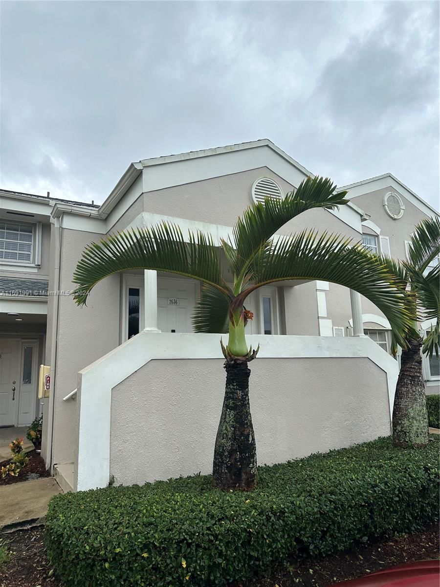 Real estate property located at 2636 21st Ct #204-C, Miami-Dade, KEYS GATE CONDO NO SIX, Homestead, FL