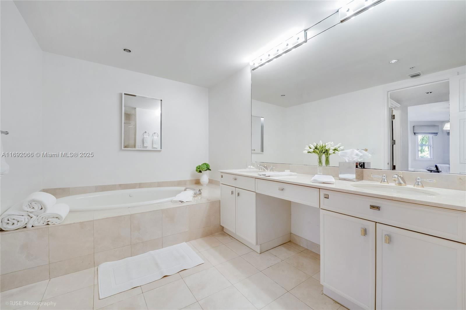 Real estate property located at 13631 Deering Bay Dr #238, Miami-dade, Deering Bay Condo Ii, Coral Gables, FL