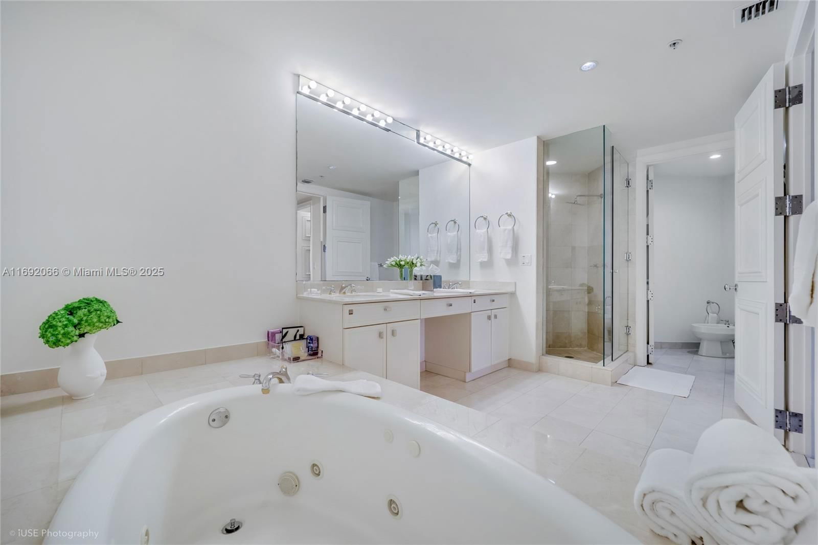 Real estate property located at 13631 Deering Bay Dr #238, Miami-dade, Deering Bay Condo Ii, Coral Gables, FL