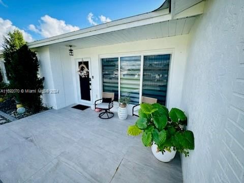 Real estate property located at 9500 13th St, Broward, WESTVIEW SEC 3 PART 2, Pembroke Pines, FL