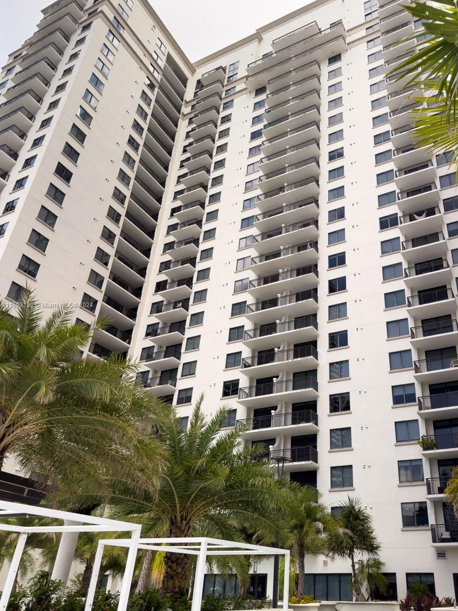 Real estate property located at 999 1st Ave #2417, Miami-Dade, Brickell, Miami, FL