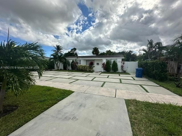 Real estate property located at 6230 14th St, Broward, SUNRISE GOLF VILLAGE SEC, Sunrise, FL